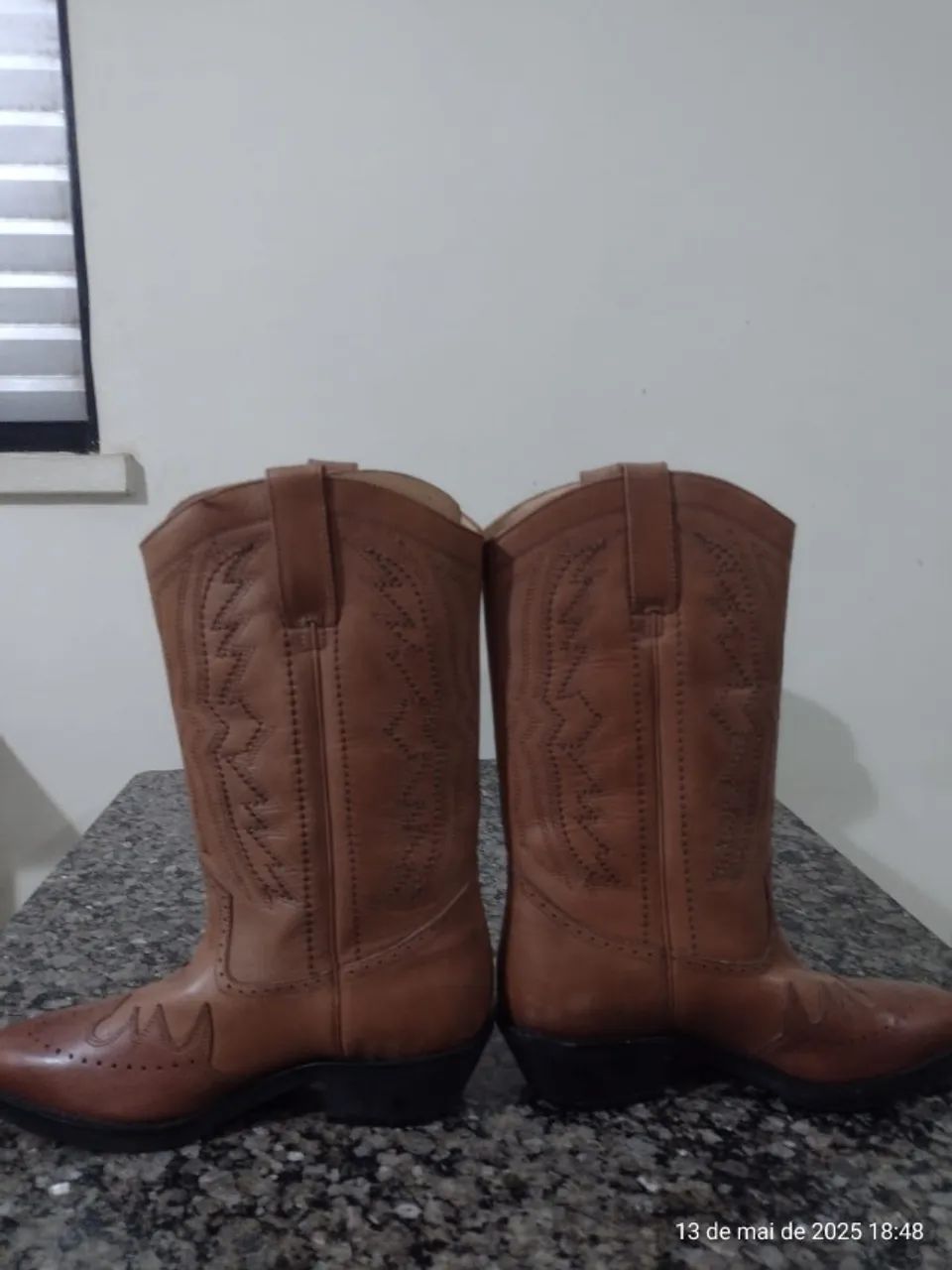 BOTA HB Nº 39 MASCULINA
