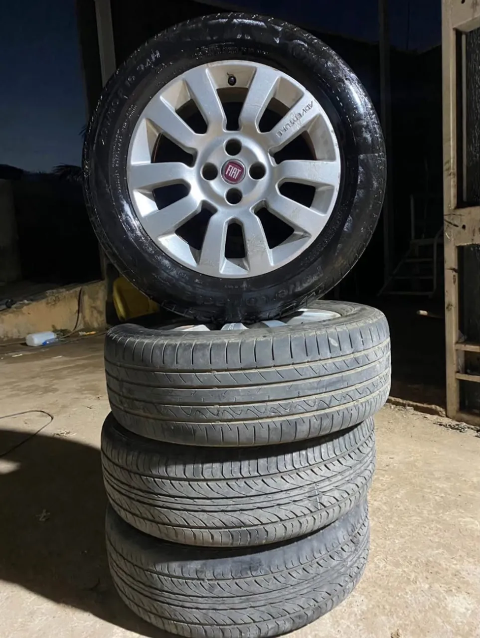 Jogo de Roda - Aro 16 (Fiat Strada)