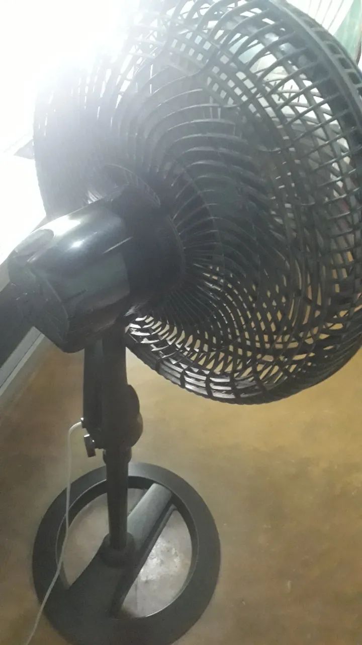Ventilador de coluna Britânia  - Foto 2