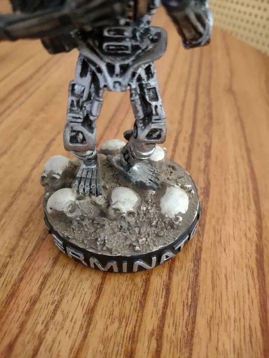Terminator 2 T-800 Endoskeleton Head Knockers NECA - com caixa - Parcelo no cartão - Foto 5