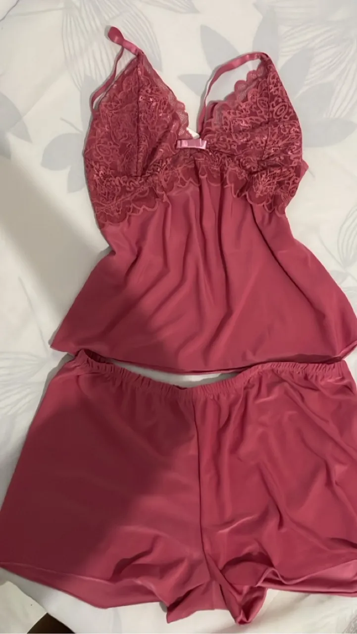 Conjuntos de Pijama e Camisolas