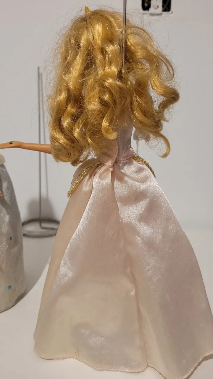 Suporte para boneca tipo Barbie  - Foto 5