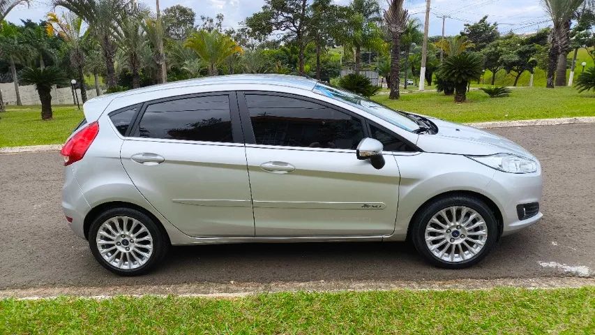 Ford Fiesta 1.6 Titanium Hatch 16v Flex Powershift - Foto 4