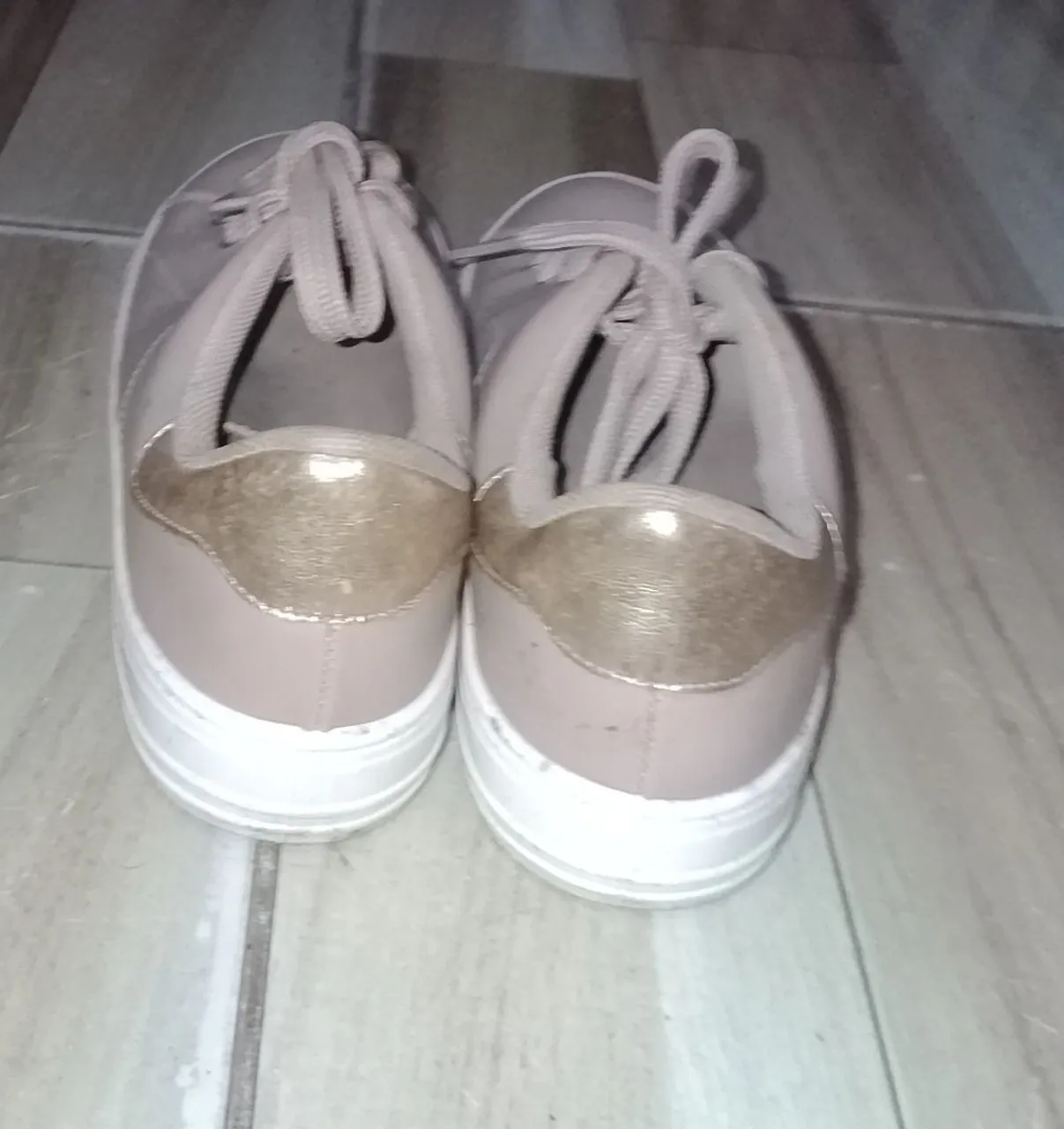 Tênis marrom Feminino