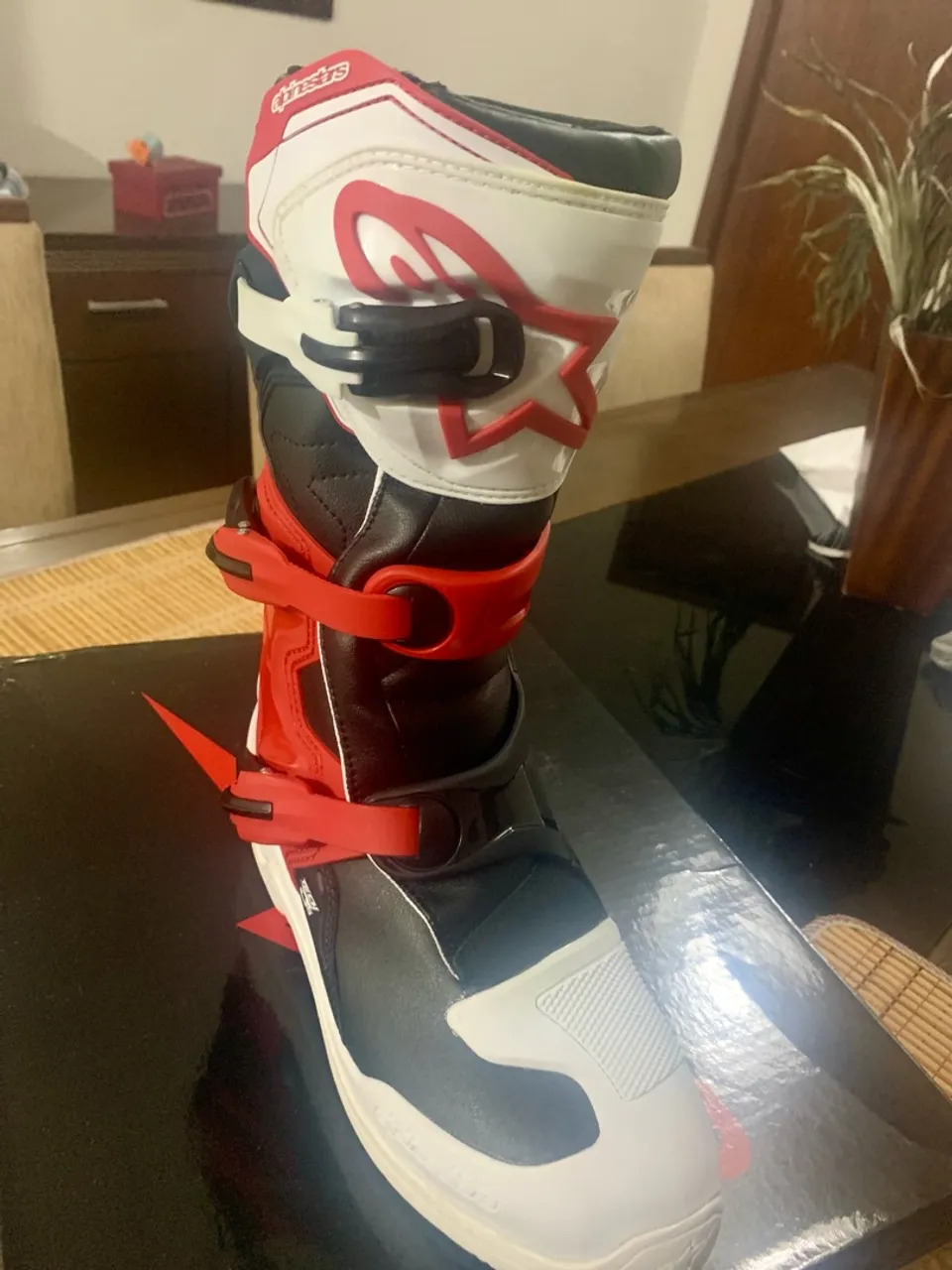 Bota Alpinestars Tech 3 Nova sem uso! 1600$ n:40