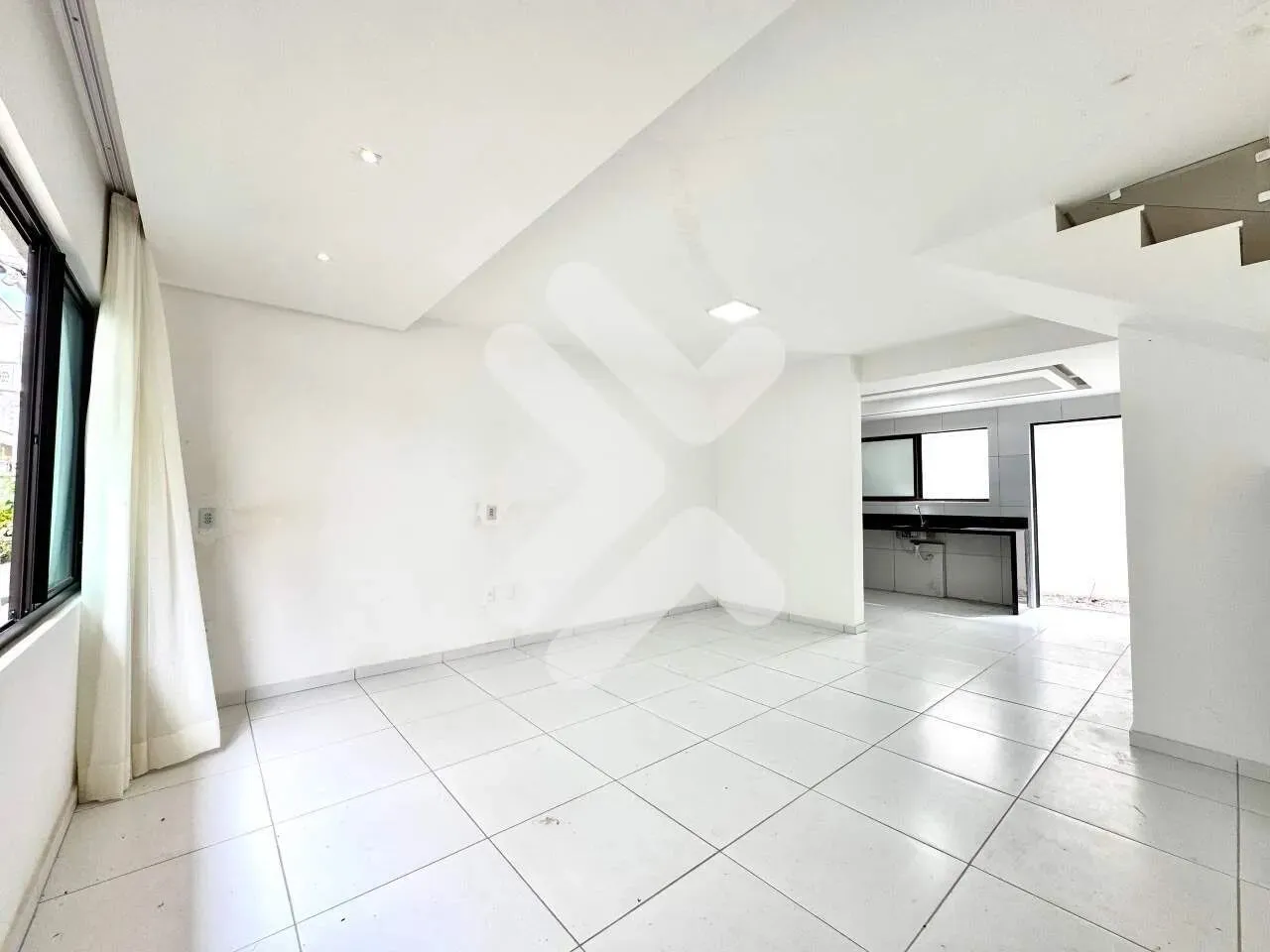 Casa à venda em Parque das Árvores (Parnamirim/RN) | Condomínio Flórida Parque | 2 suítes,