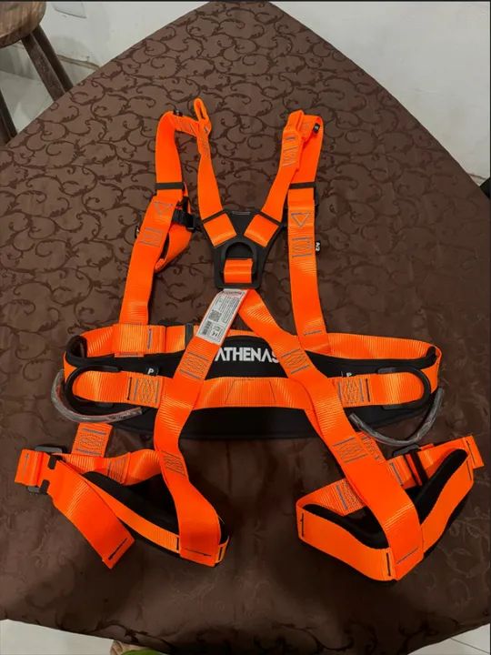 Cinto Paraquedista Abdominal Athenas AT 7030 EL V 4 Pontos e Porta Feramentas CA 39539