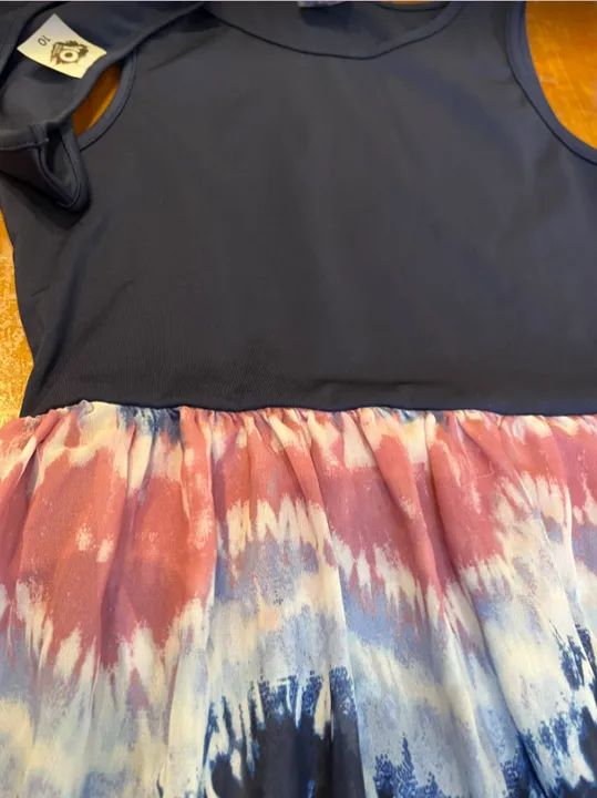 Vestido Infantil Gemeas tamanho 10 e 14 menina - Foto 4