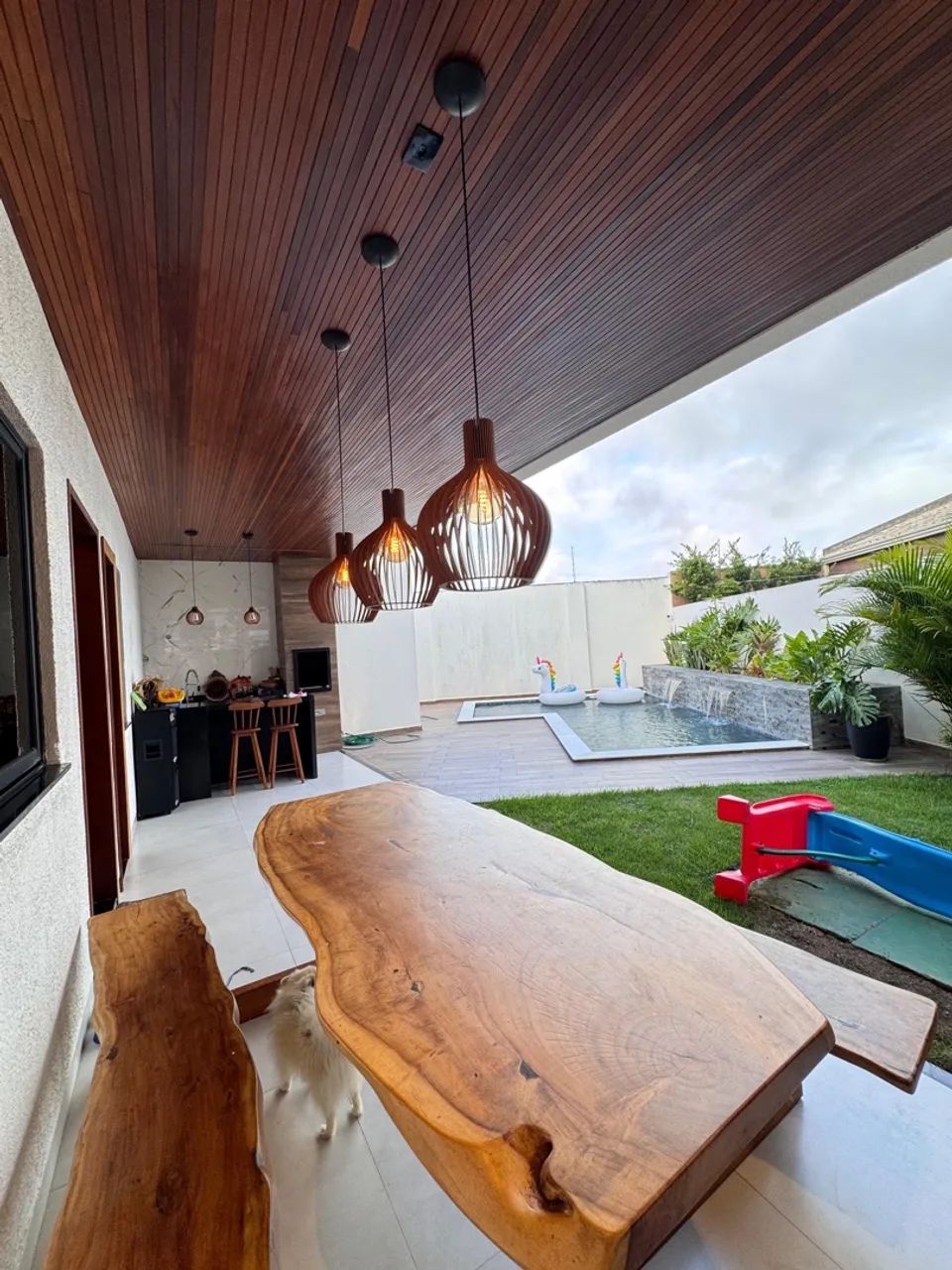 LINDA CASA TÉRREA NOVA C PISCINA NA COPAB