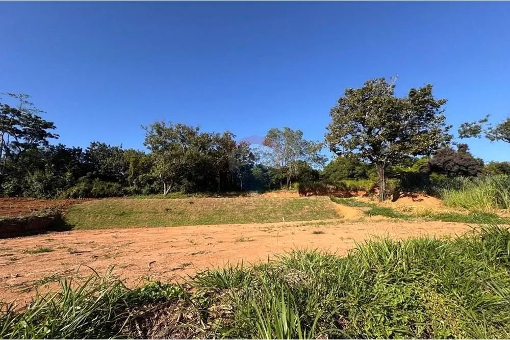 Terreno em Bragança Paulista, 1000 m² em Condomínio Fechado. - Foto 4