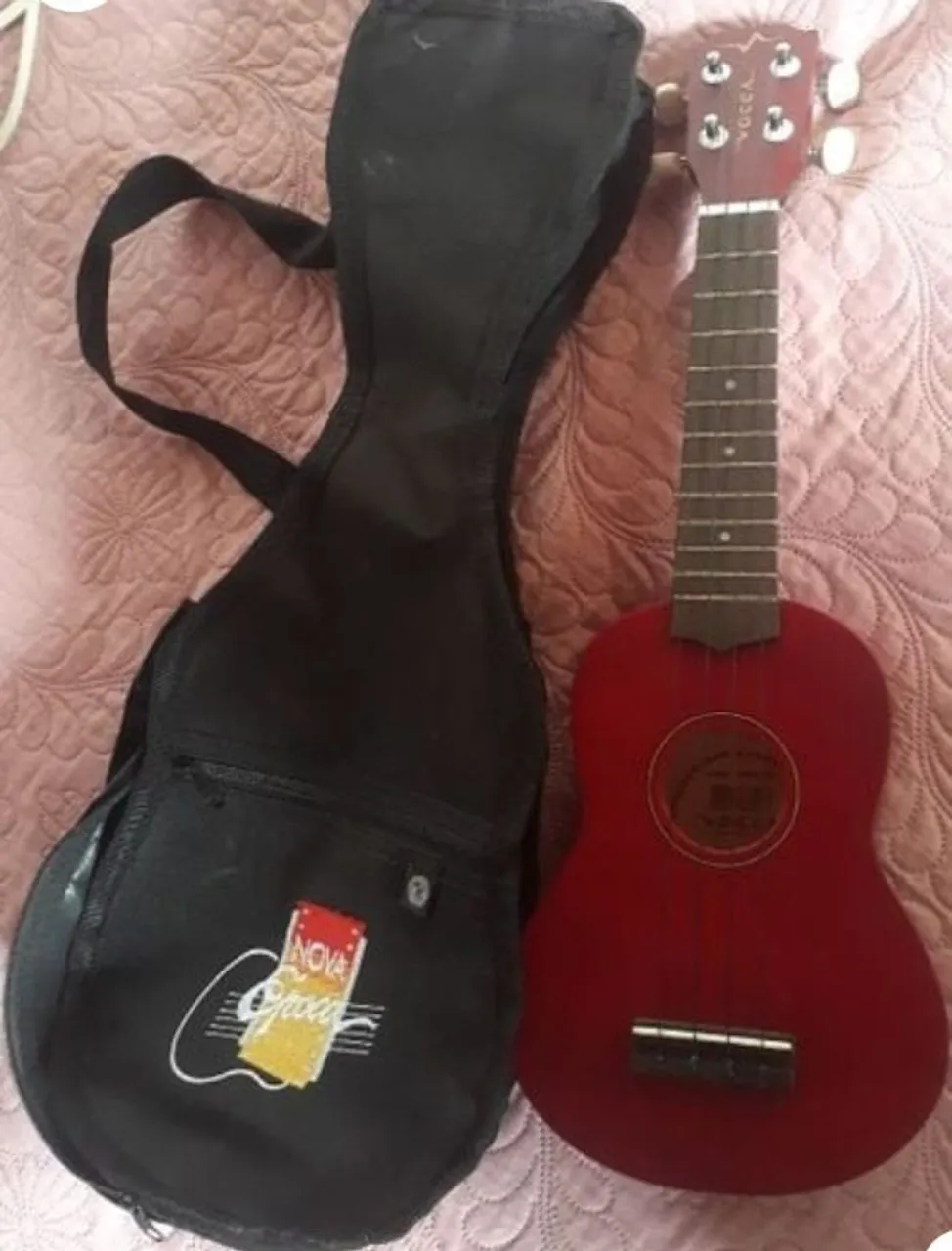 Ukulele com Capa para transporte novo