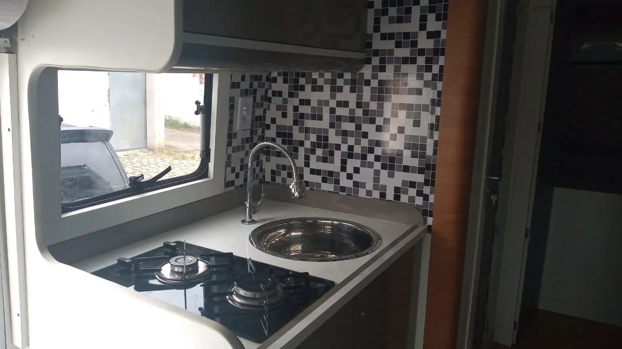Vendo ou troco por motorhomer sprinter e volto diferença - Foto 5