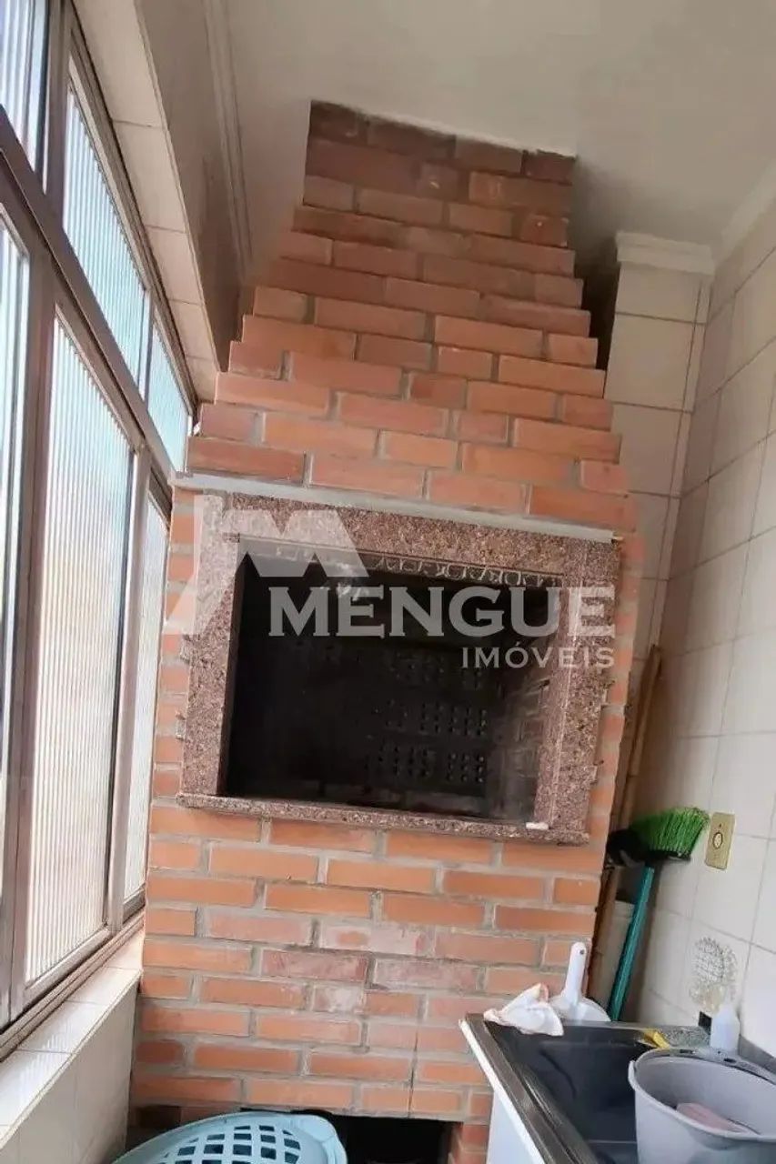 Apartamento com 2 dormitórios e 1 vaga à venda no bairro Humaitá, em Porto Alegre. - Foto 8
