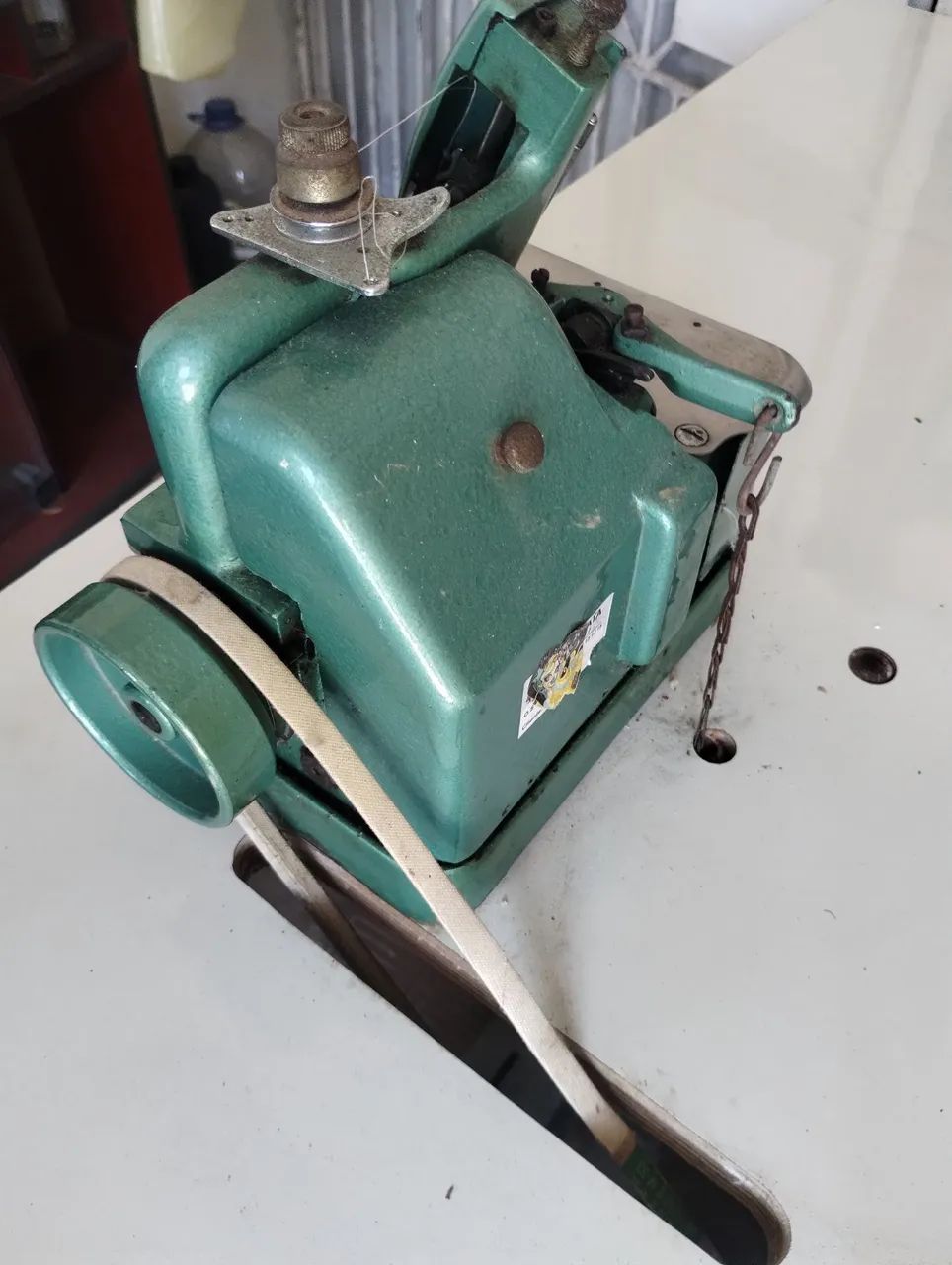 Marquinha de costura overloque em bom estado  - Foto 5