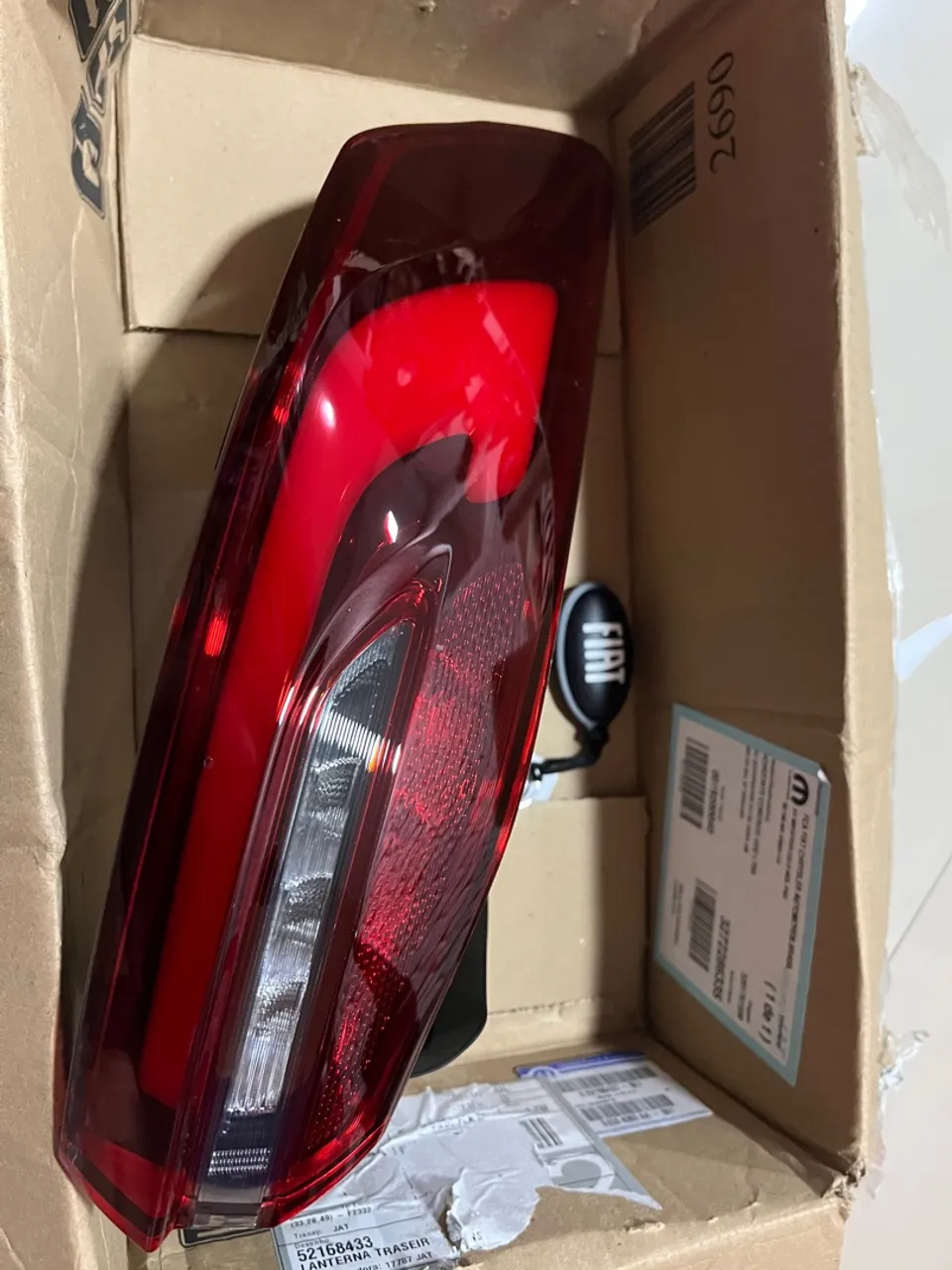 Lanterna Traseira Fiat Fast Back