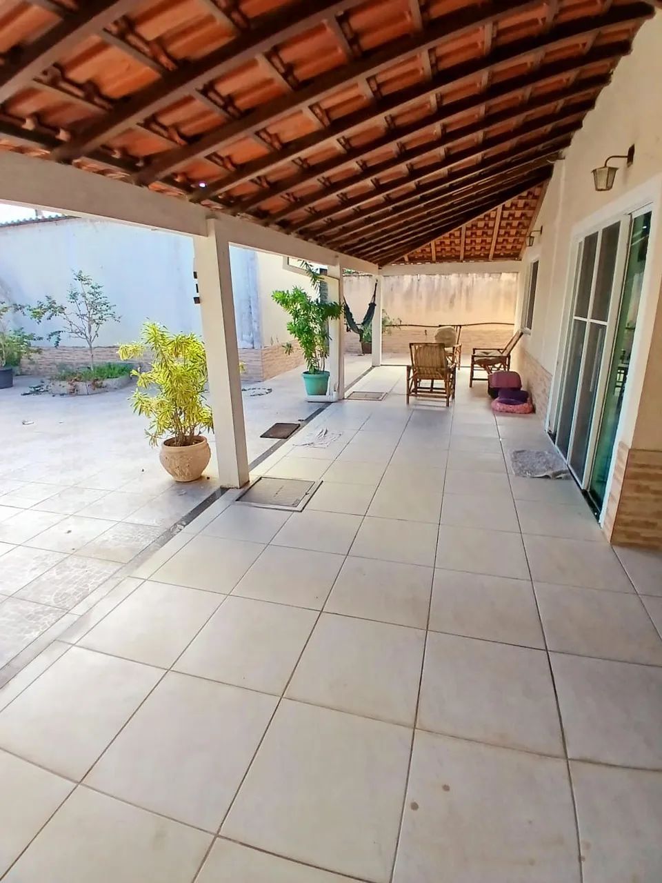 Casa 03 quartos com piscina no Ouro Verde - Foto 4
