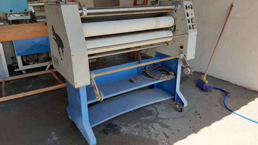 LAMINADORA FALCON 1 METRO DE BOCA QUENTE E FRIA OPORTUNIDADE - MOTIVO MUDANÇA