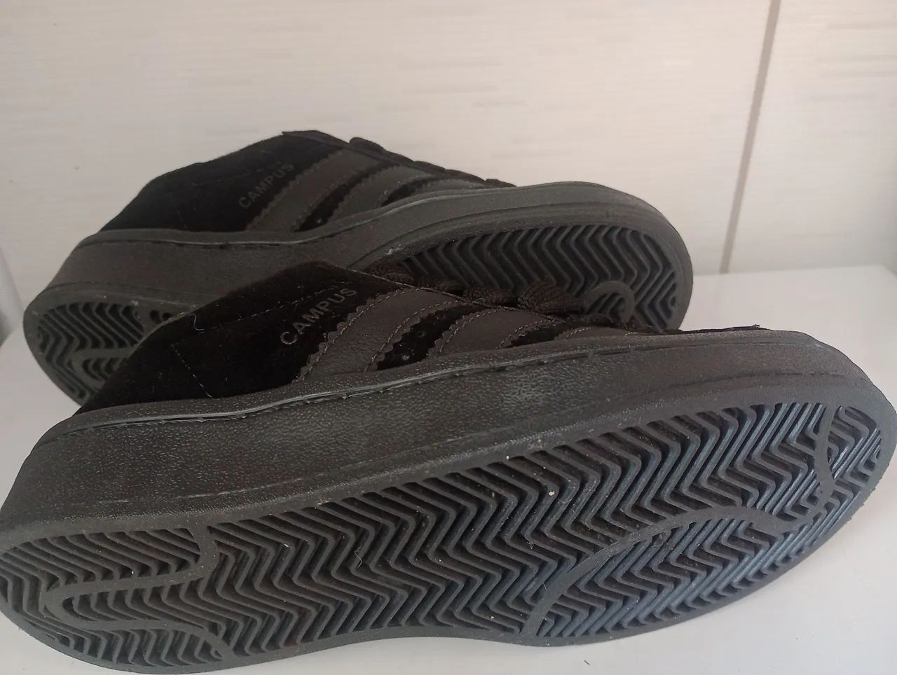Tênis preto 34 - Foto 4