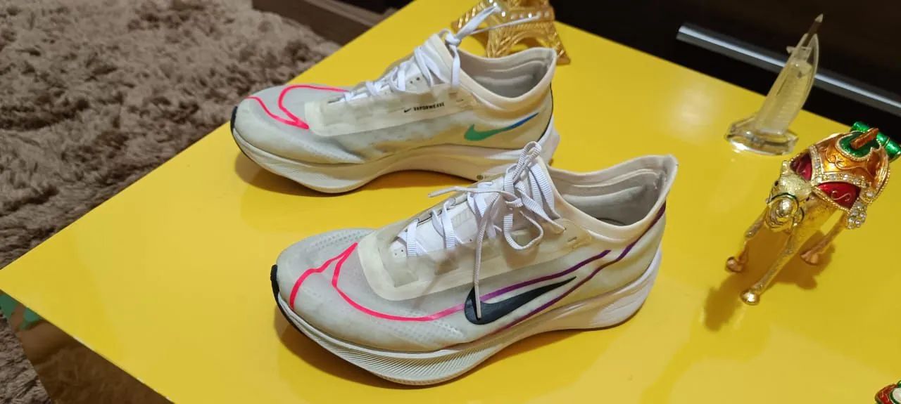 vaporwave nikes