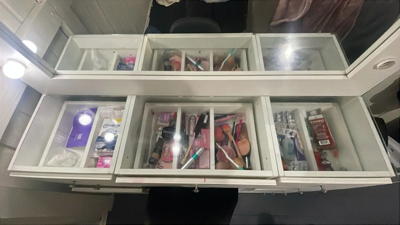 Vendo penteadeira. - Foto 2