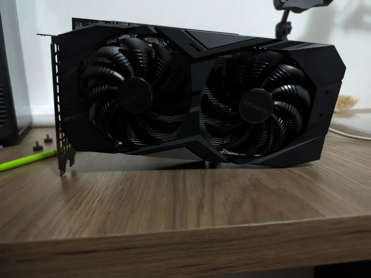 GTX 1660 SUPER - GIGABYTE 