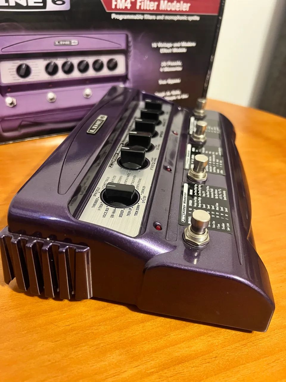 Line 6 FM4 Filter Modeler - Instrumentos musicais - Centro