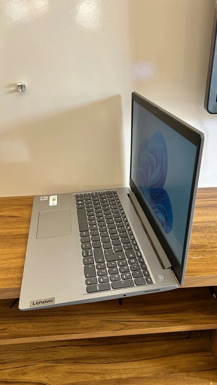 Notebook Lenovo Core i3 - Foto 2