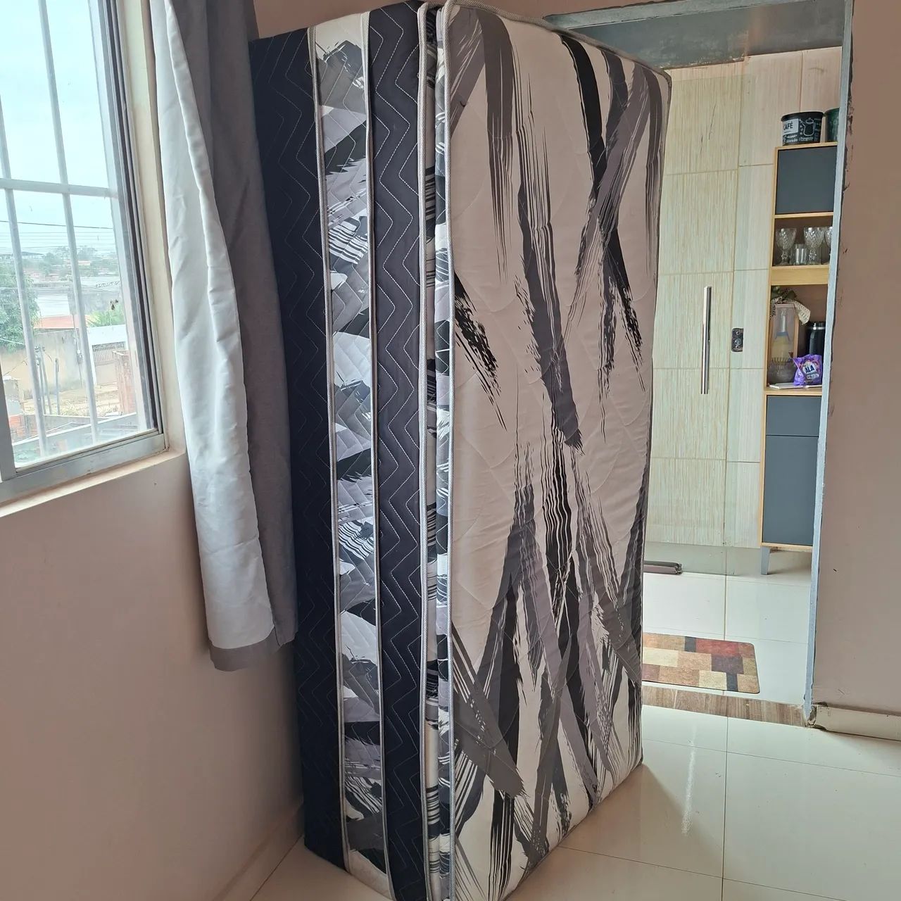 CAMA BOX SOLTEIRO COM COLCHÃO 