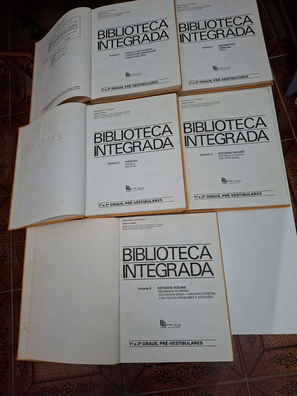 Enciclopédia com 5 volumes - Foto 2