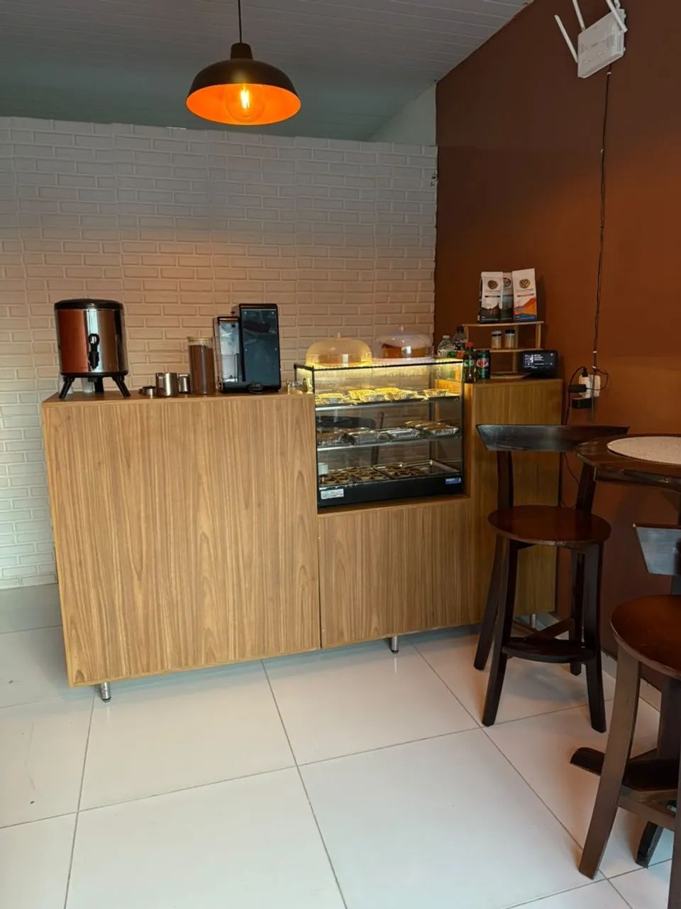 Cafeteria completa a vendar 