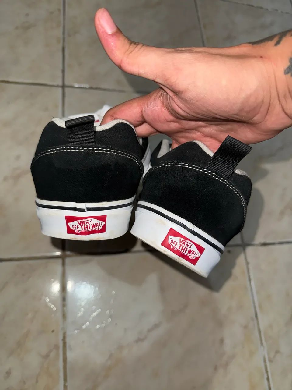 Vendo Vans Knu Skool Original tamanho 40 - Foto 2
