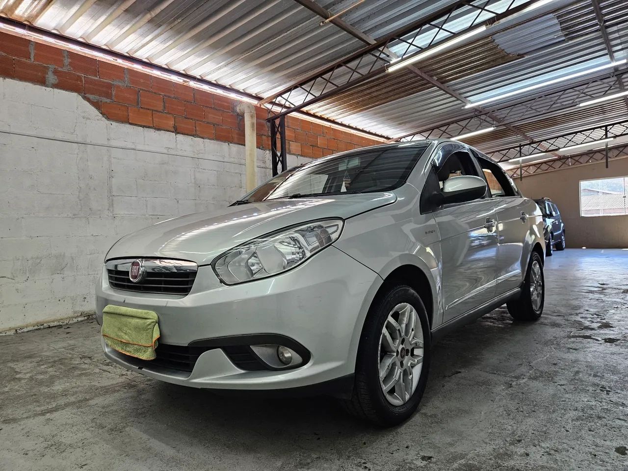 Fiat Grand Siena Grand Siena ESSEN.SUBLIME Dual. 1.6 Flex 2016