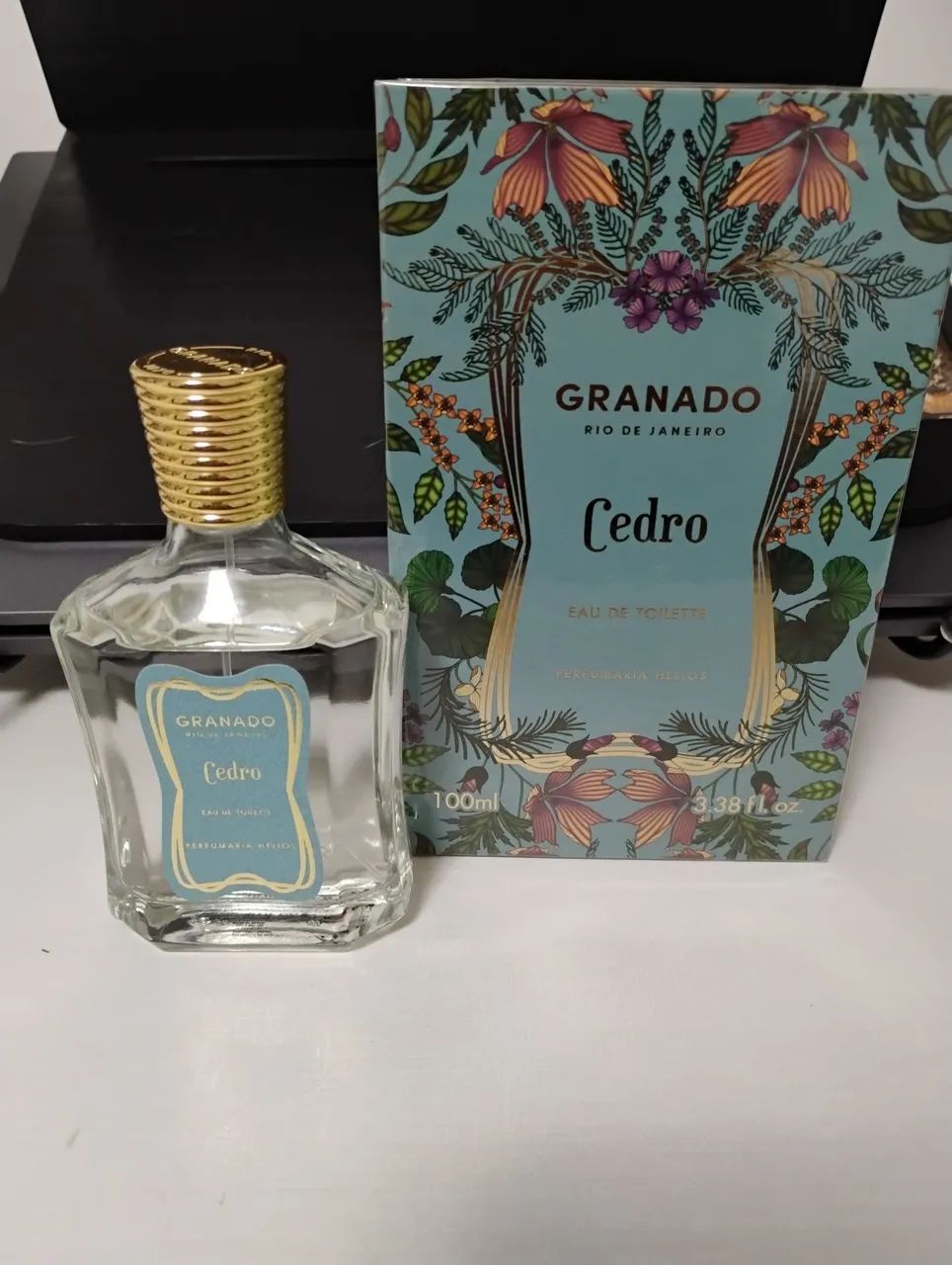 Perfume cedro Granado 