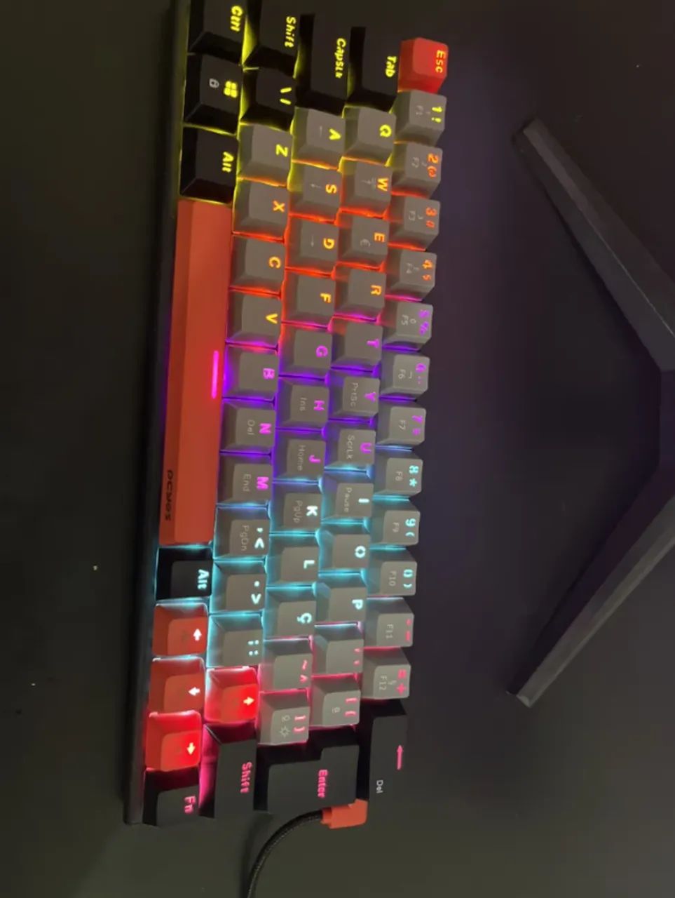 Teclado Mecanico 60% Switch Red NOVO - Foto 2
