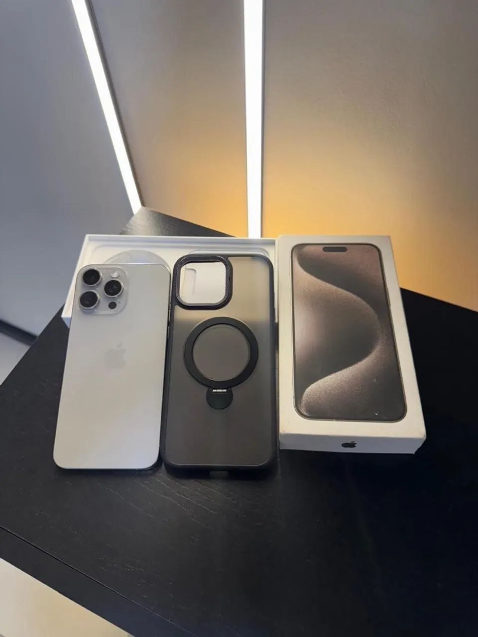 iPhone 15 pro Max titanium 