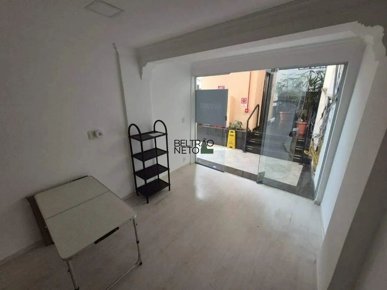 Loja para Alugar no Buritis  37² em Prédio com Portaria - Foto 2