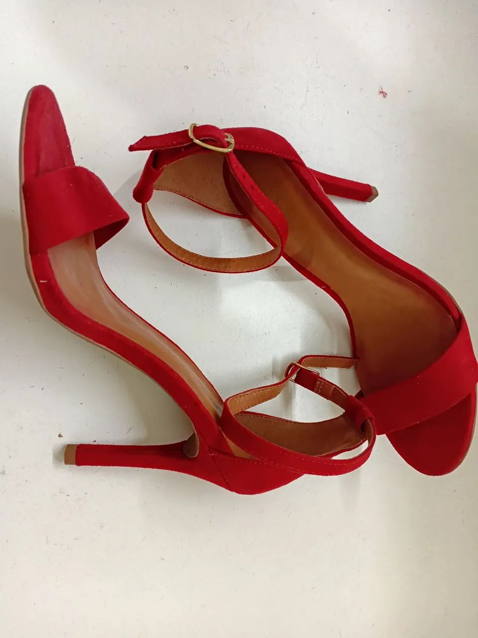 Scarpin Vermelho t.34 - Foto 2