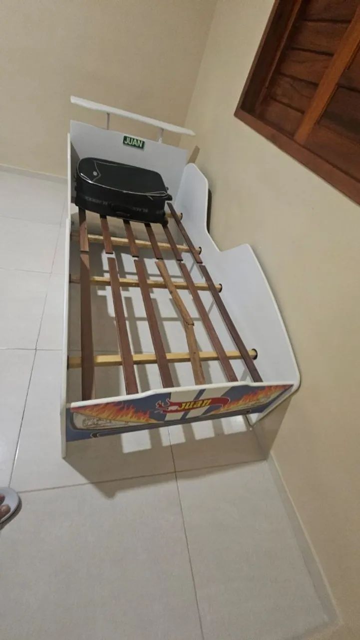Cama de solteiro 