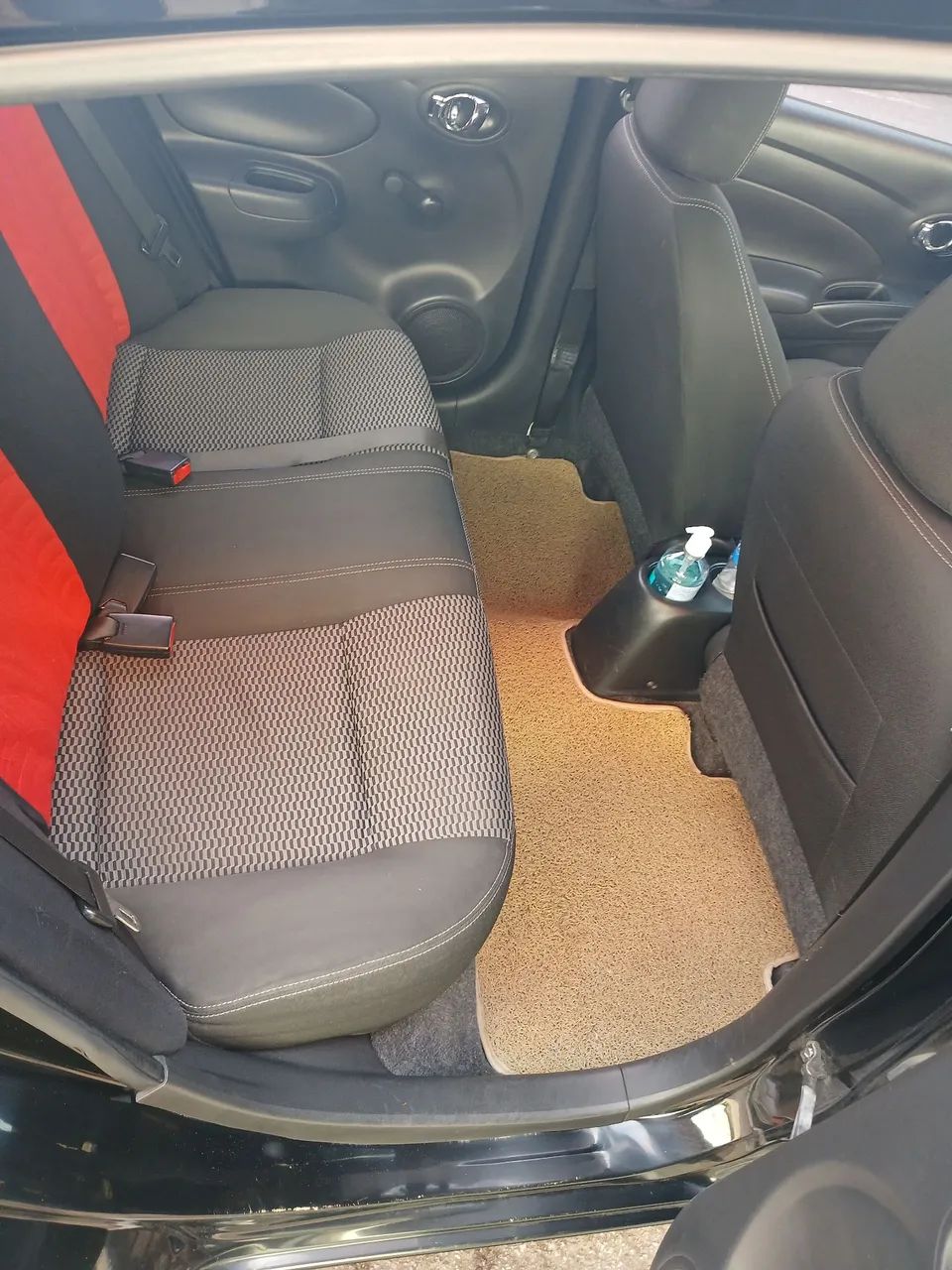 Nissan Versa SV 1.6 16V Flexstart 4P Mec. 2016 - Foto 3