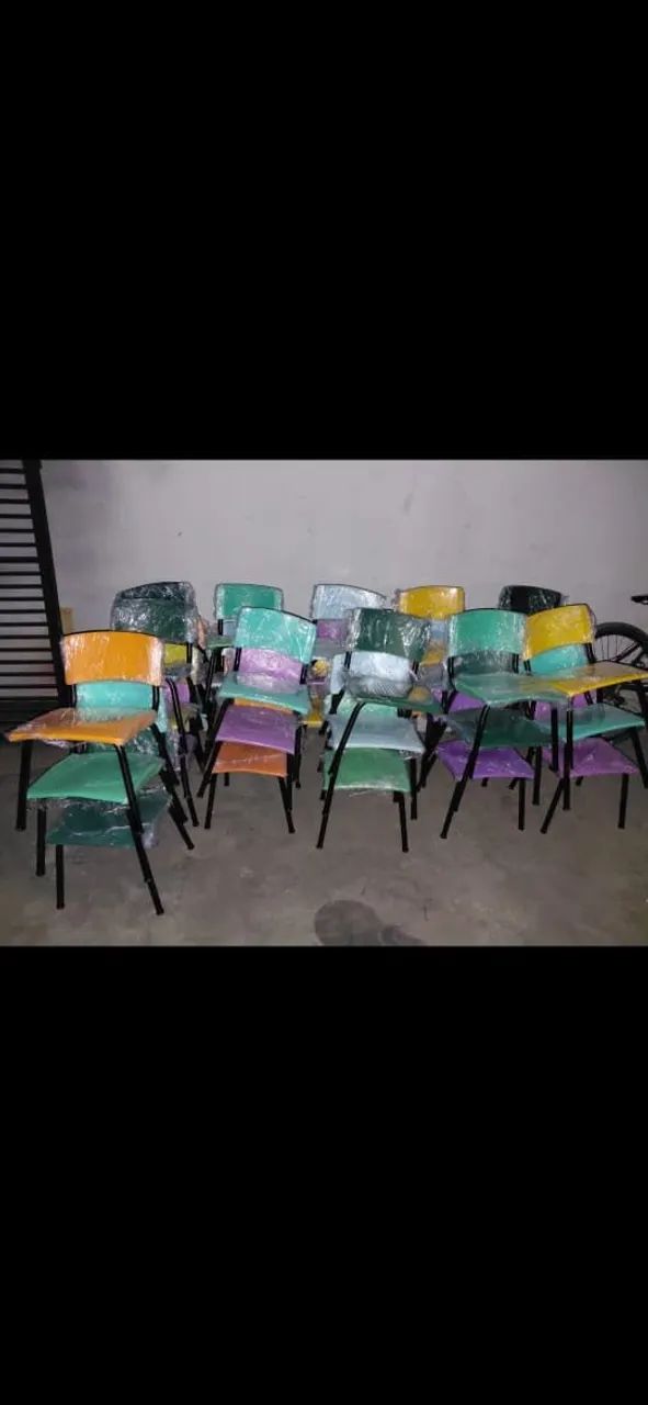 Cadeiras escolares infantil 