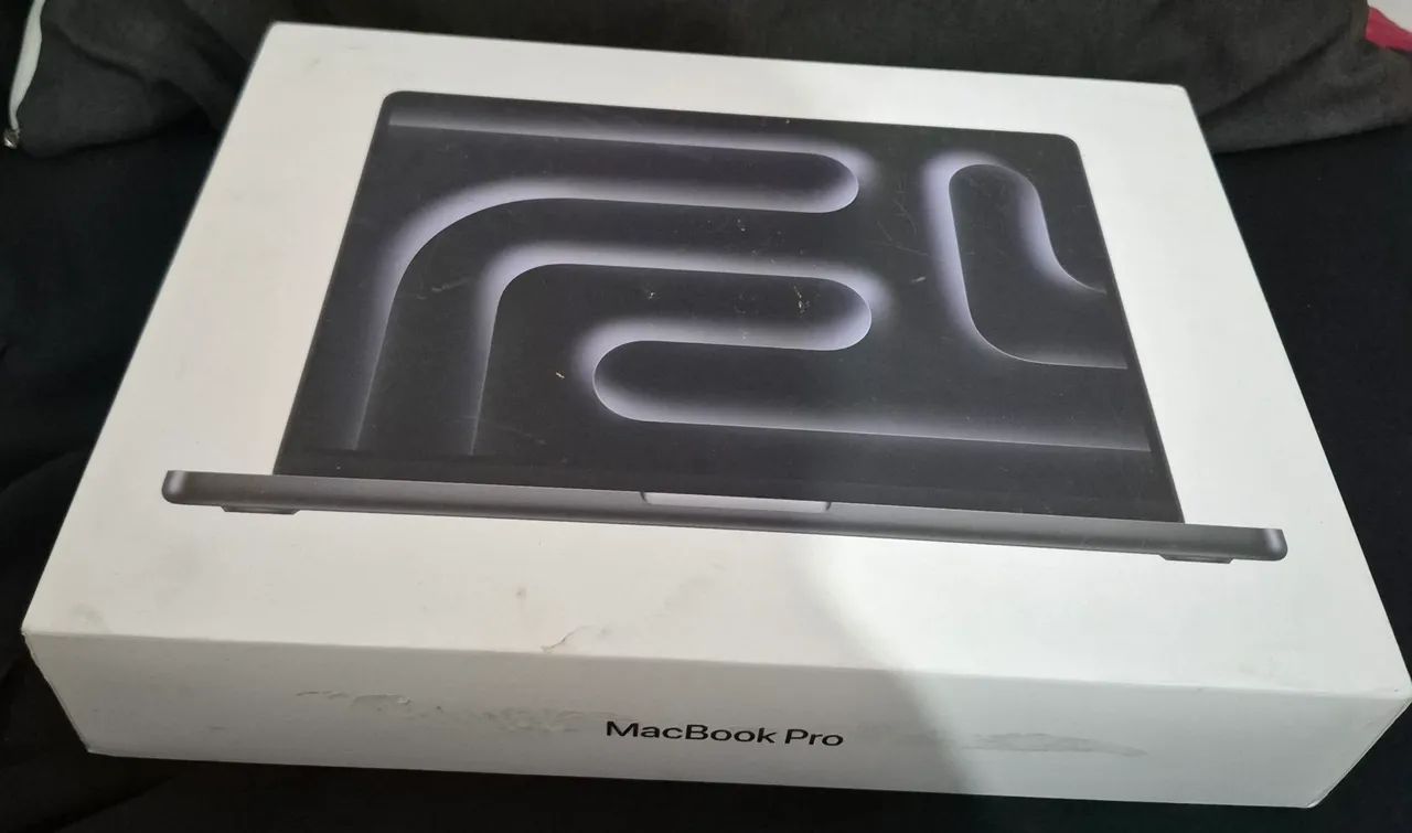 Caixa Apple M4 Pro