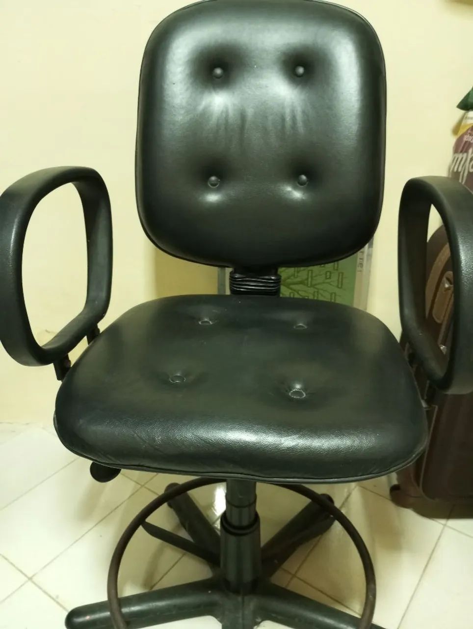 Cadeira de escritorio - Foto 2