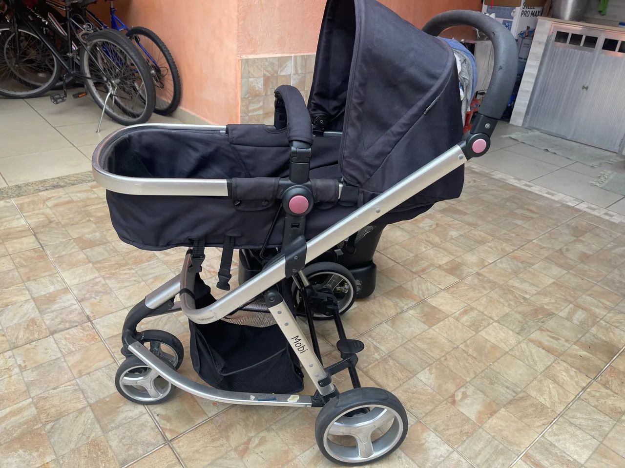 Carrinho Moisés, bebê conforto com base e cadeira de Refeição bebê  - Foto 3