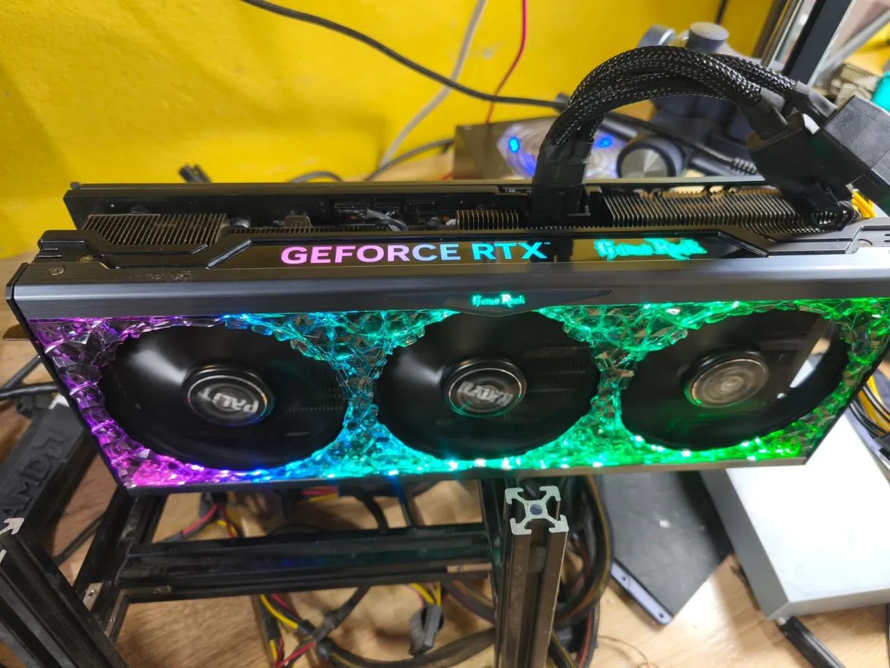 RTX 4090 24GB TRIPLE FAN GAMEROCK  - Foto 3