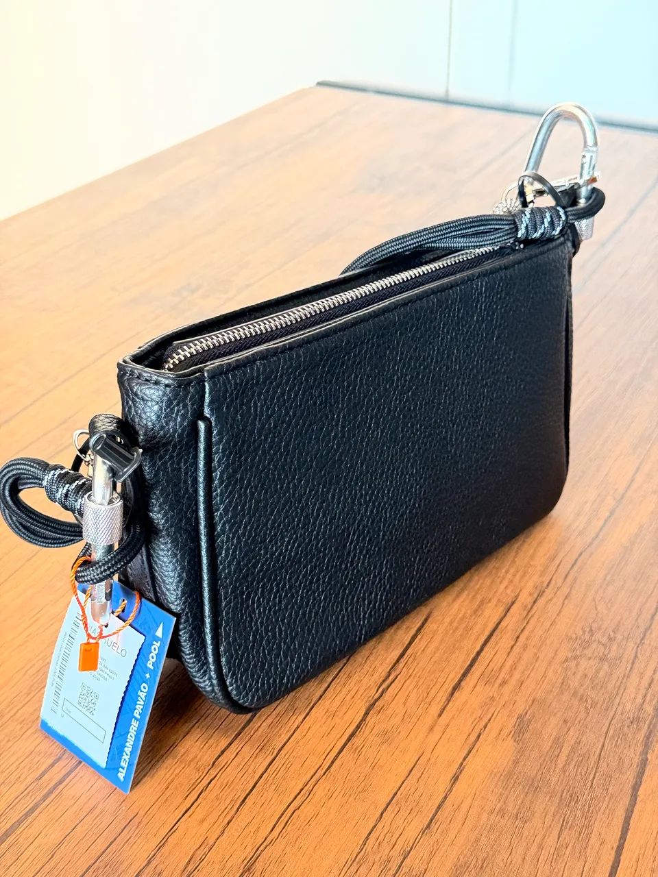 shoulder bag alexandre pavão preta - Foto 3