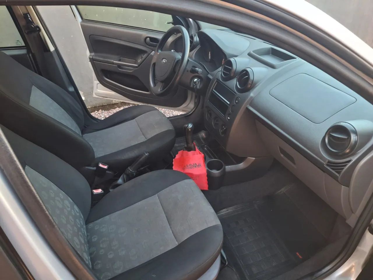Ford Fiesta 1.0 8V Flex/class 1.0 8V Flex 5P 2012 - Foto 2
