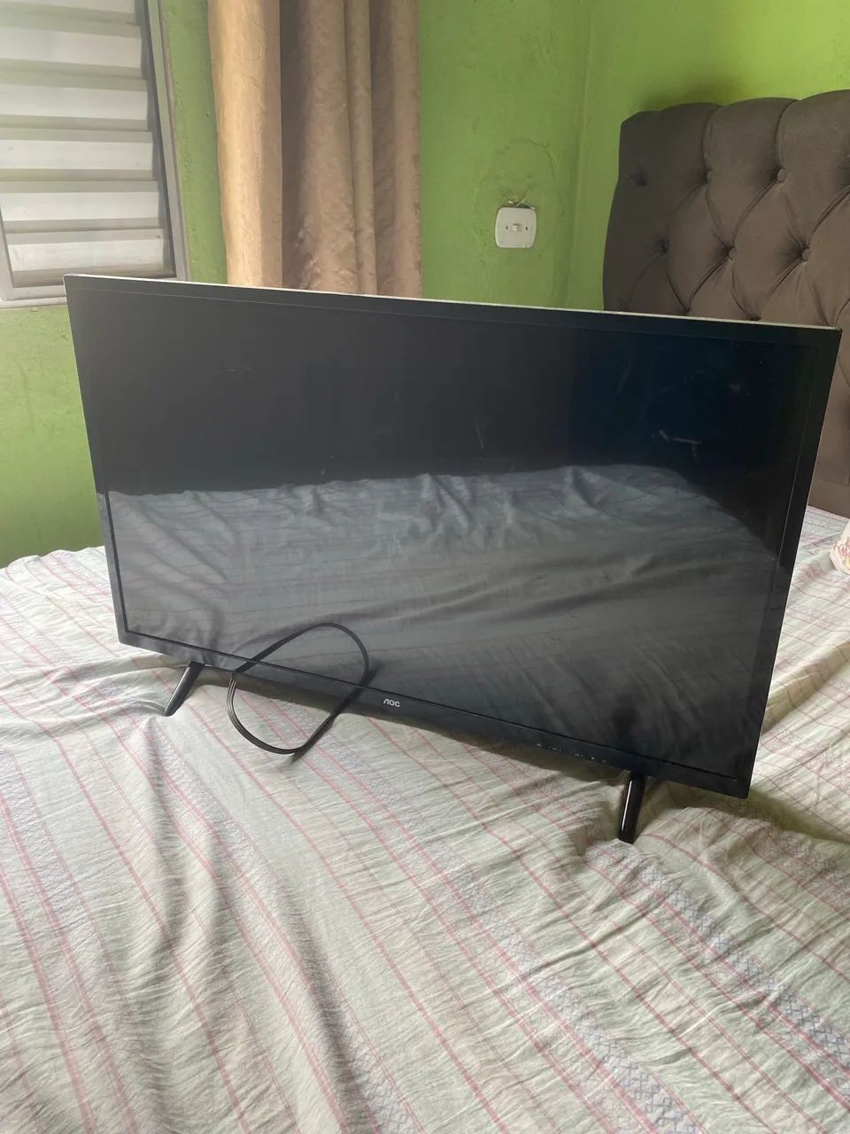 TV 32 polegadas AOC - Não é smart TV!