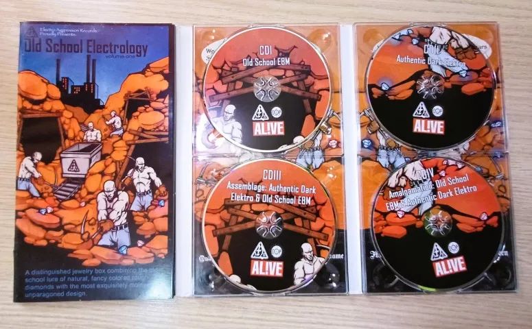 Box 4 CDs - Old School Electrology Vol. 1 (Electro Aggression Records) - EBM / Dark Elektr - Foto 3