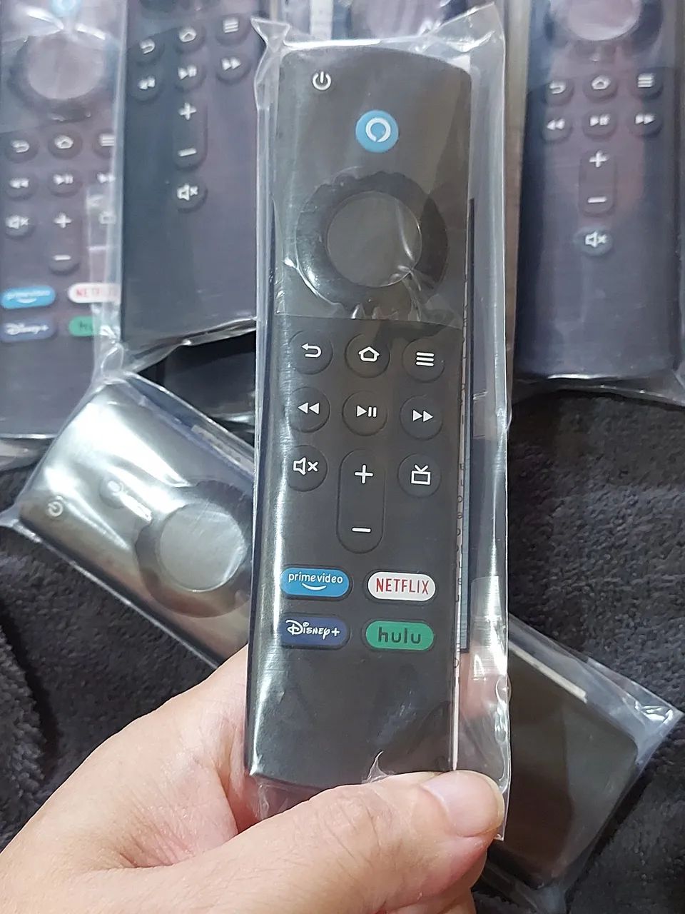 Controle Fire tv stick Amazon novos - Foto 2