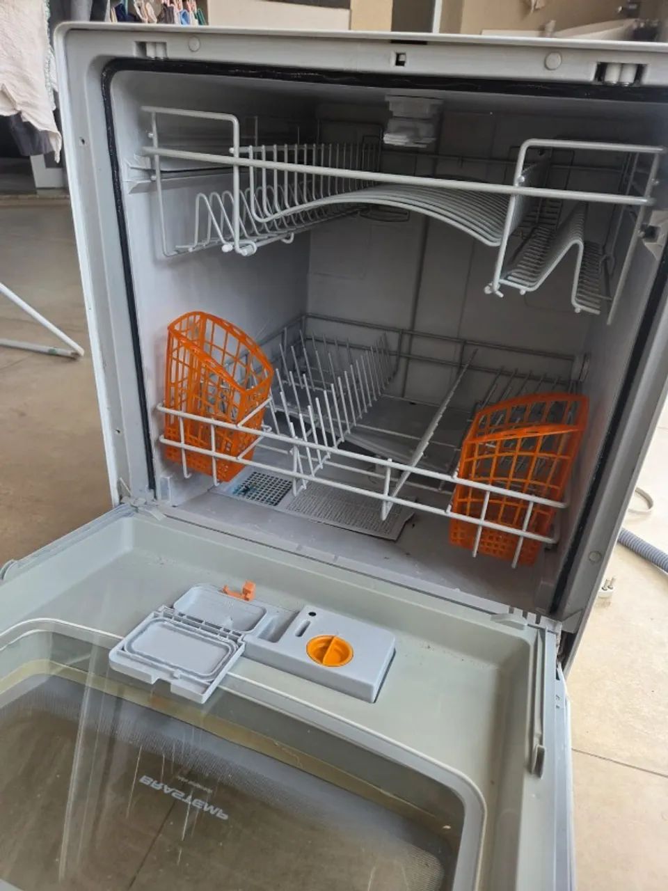 Lava-Louças Brastemp Ative! 8 Serviços 220V - Prática e Eficiente - Foto 3